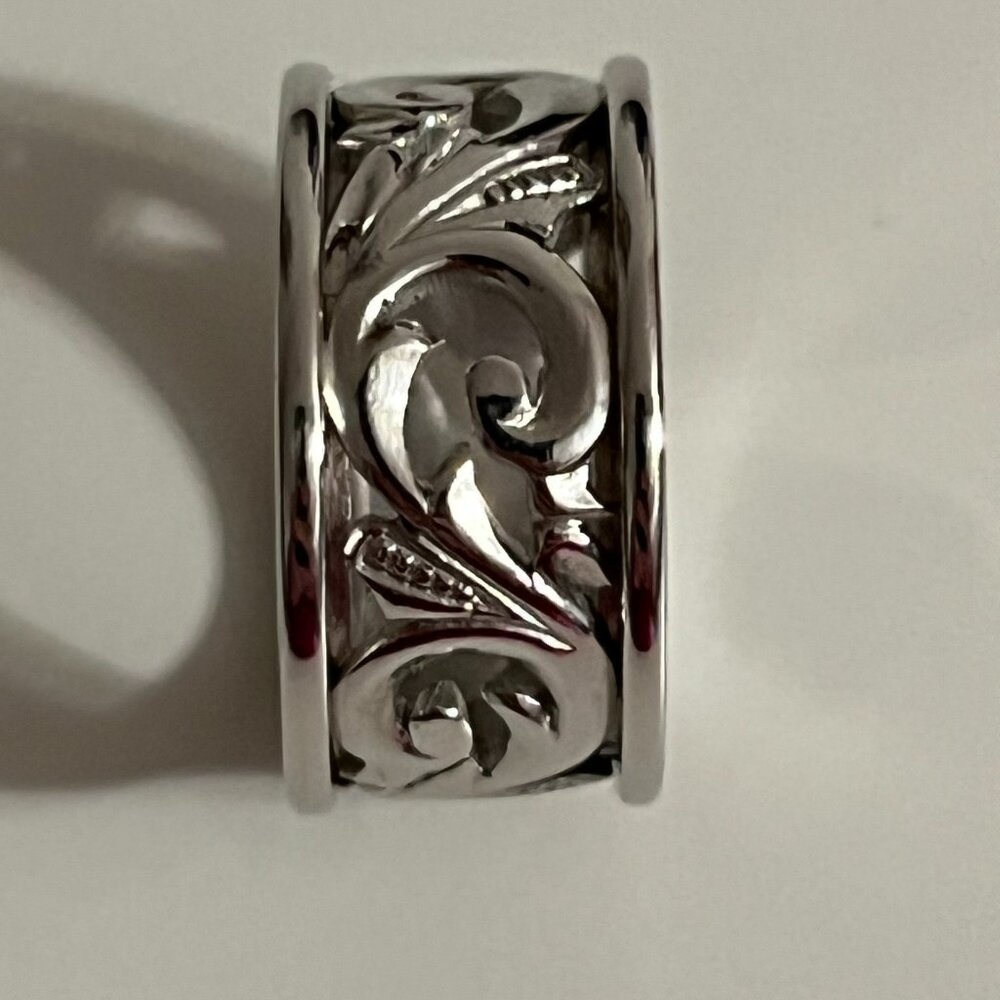 Jacob Snow hand pierced platinum ring